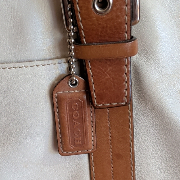 Coach White and Brown Tote Bag - Picture 2 of 11